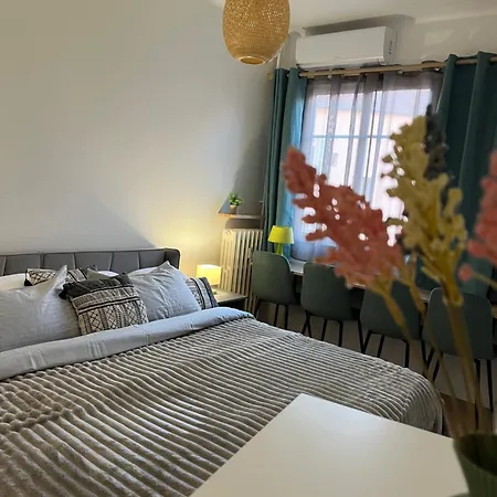 De Gaulle 2 Pieces сentral Apartmán Cagnes-sur-Mer